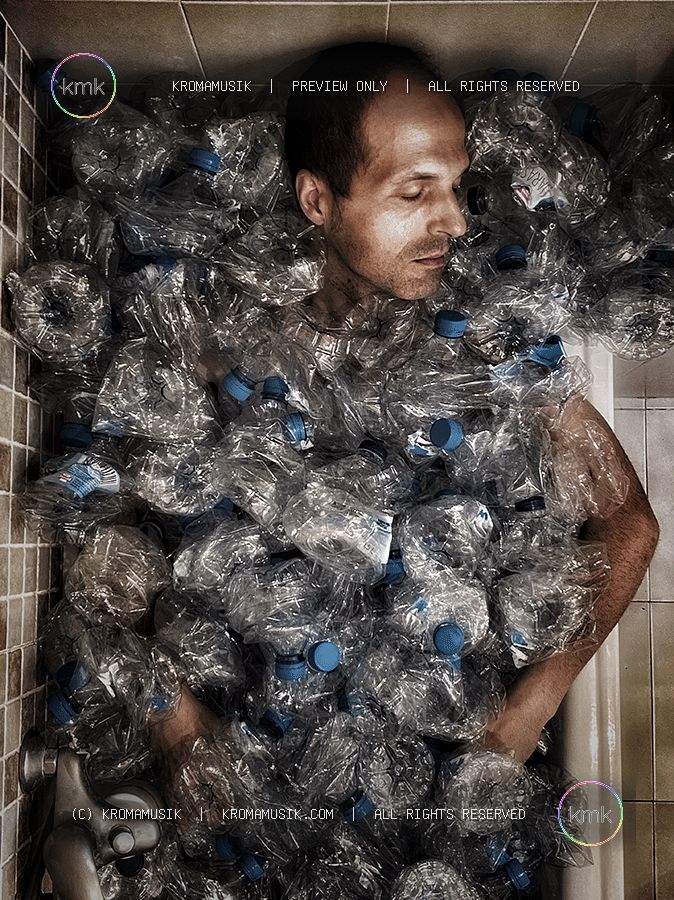 Plastic world 2/4