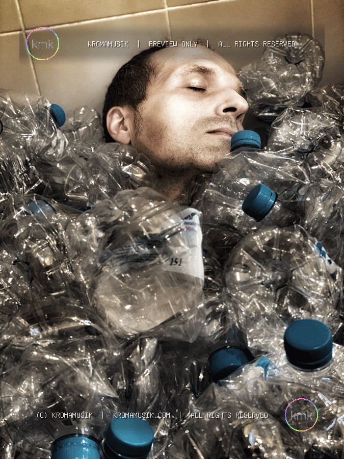 Plastic world 4/4